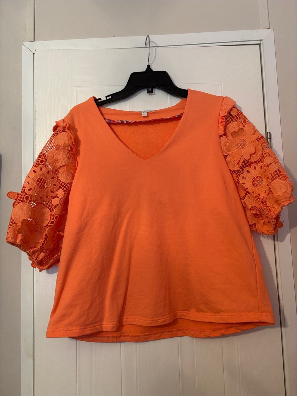 Umgee Orange V-Neck Top with Floral Lace Puff Sleeves